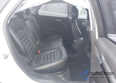 2013 Ford Fusion Se z USA, uszkodzony, nr VIN 3FA6P0HR6DR241498